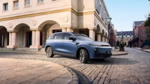 Eerste kennismaking: Leapmotor B10 (2025)