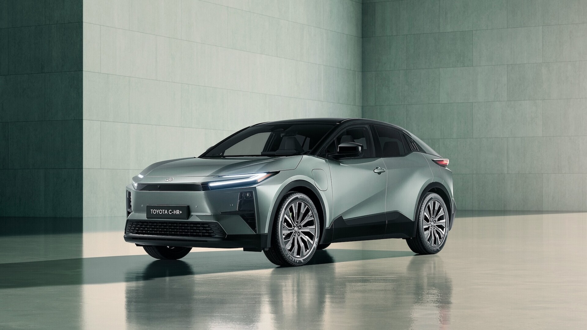 Eerste kennismaking: Toyota C-HR+ (prototype)