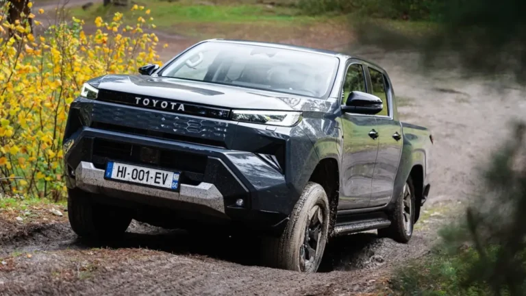 Eerste kennismaking: Toyota Hilux BEV (2026)