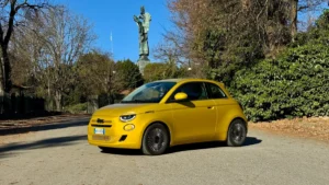 Eerste kennismaking: Fiat 500 Hybrid (2025)