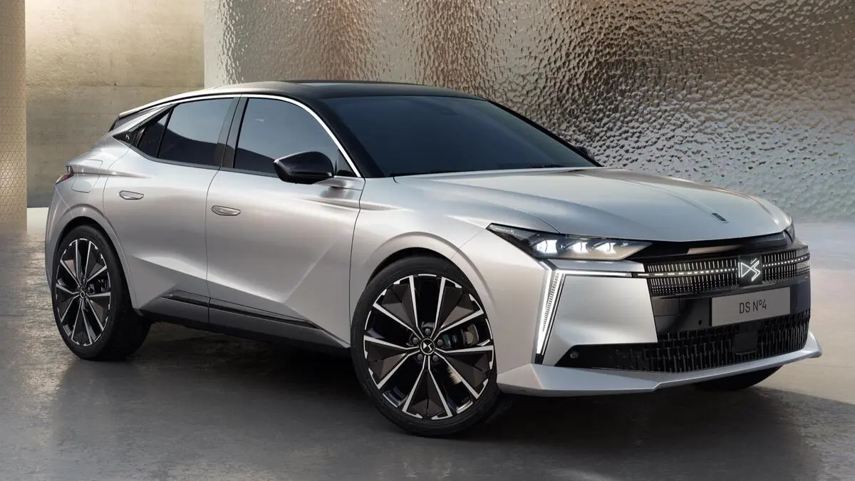 Eerste kennismaking: DS N°4 (2025)